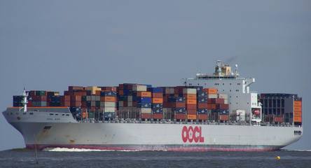 探索青岛到梅州内贸航运线 高效海运3天达及全面的国内贸易代理服务